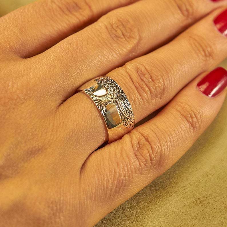 Retro Carved Tree of Life Ring